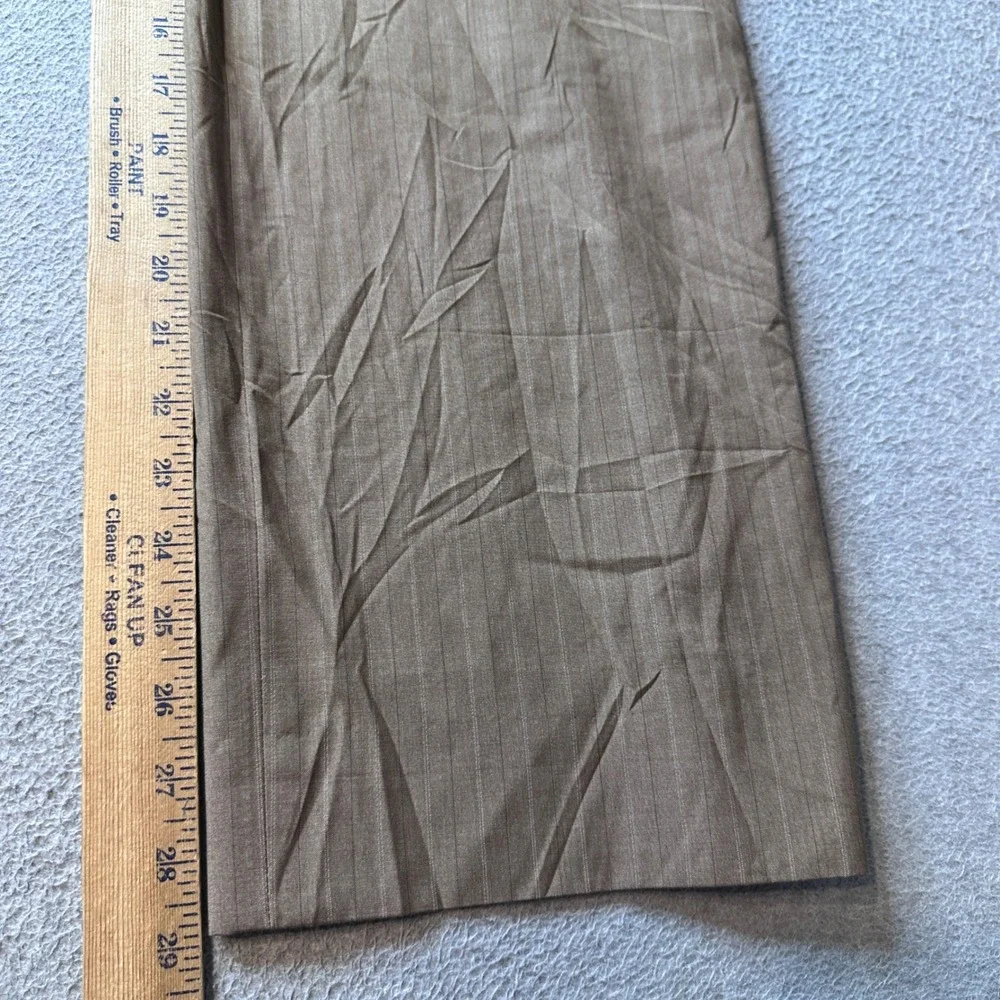 Jean Carlo Venetto Dress Pants Mens 29x29 Tan Pinstripe Pleated Slacks A0654